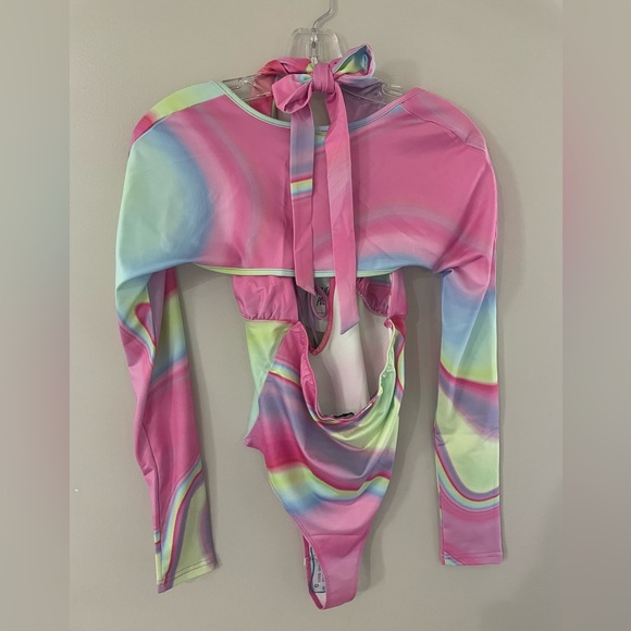 Princess Polly Two Piece Set Pink Multi Color Bodysuit and Cardigan - Picture 10 of 12